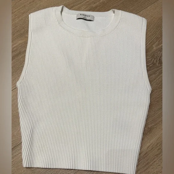 Knit top - Picture 1 of 3